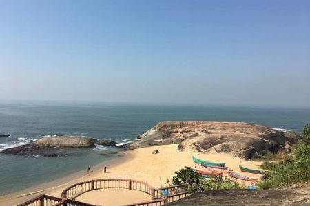 Someshwara Beach - Shri Brahmari Travels