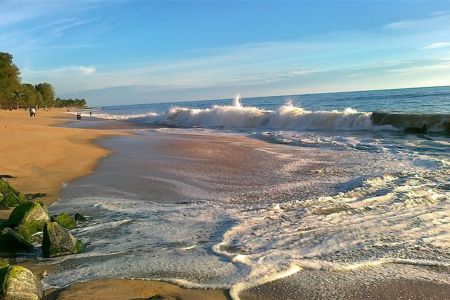 Ullal Beach - Shri Brahmari Travels