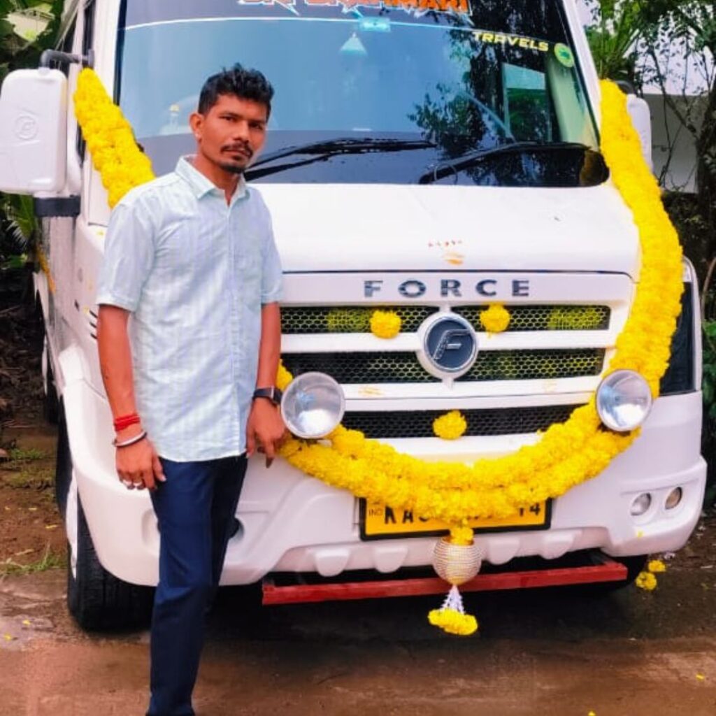 Mahesh Navi Mangalore Taxi Driver